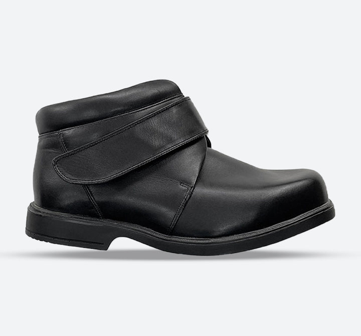 Men's Wide Fit Cosyfeet Alfie Boots in black - Image 1
