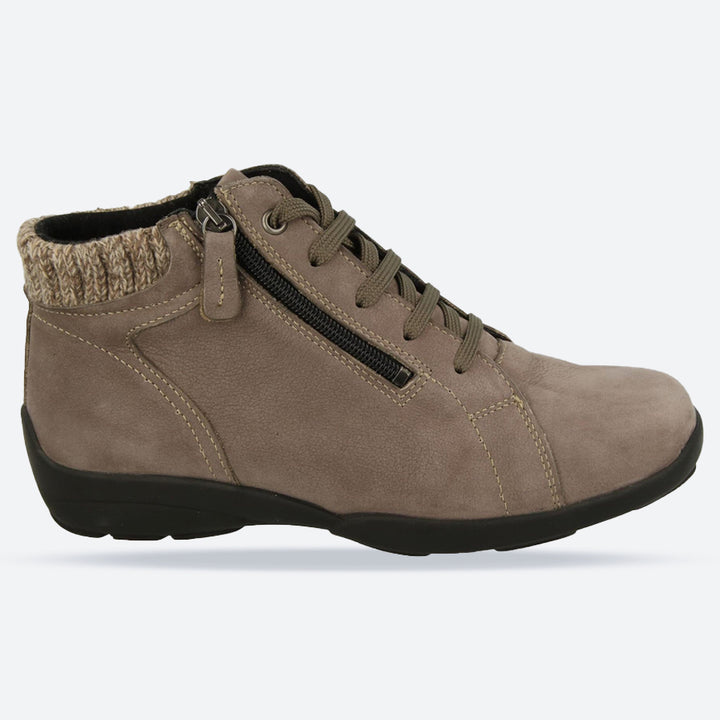 Womens Wide Fit DB Andes Boots in Black - Image 1