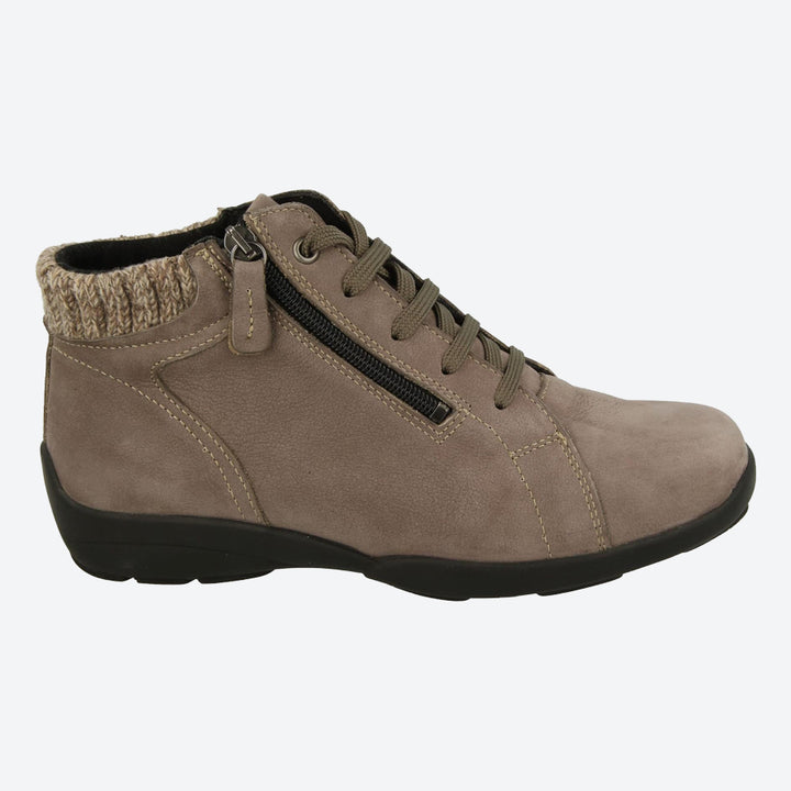 Womens Wide Fit DB Andes Boots in Black - Image 1