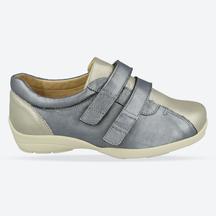Women's Wide Fit DB Bullfinch Shoes in Black Leather - Image 1