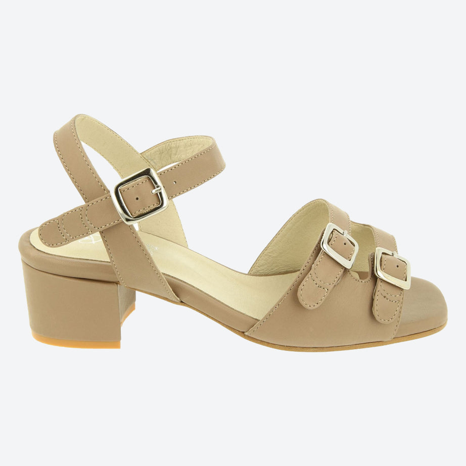 Womens Wide Fit DB Curlew Sandals in Black Leather - Image 11