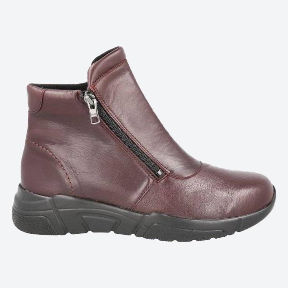 Women's Wide Fit DB Farnham Boots in Black lea / stretch pu - Image 7