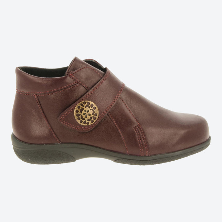 Womens Wide Fit DB Fieldfare Boots in Black - Image 1