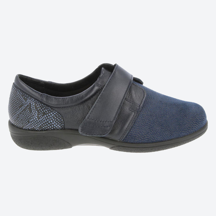 Womens Wide Fit DB Firecrest Shoes in Black / Stretch - Image 1