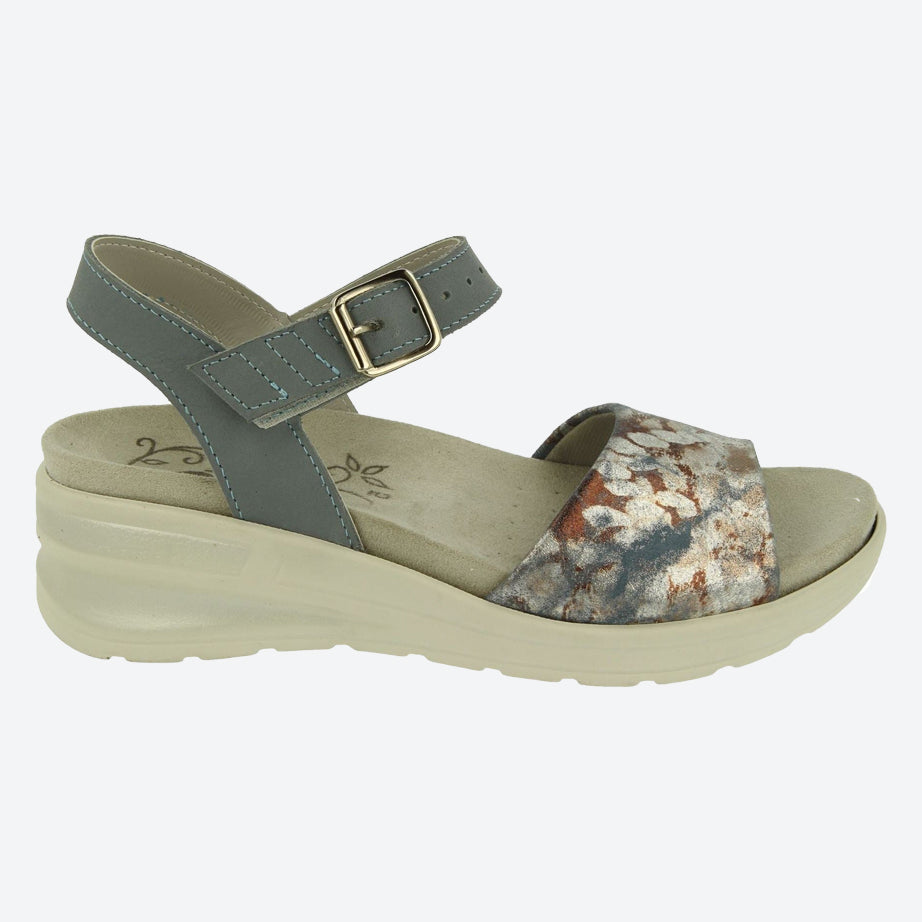 Womens Wide Fit DB Nightjar Sandals in Sky Blue Lea / Suede - Image 7