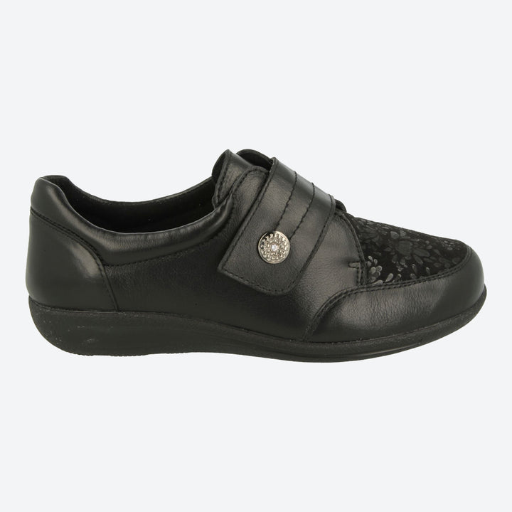 Womens Wide Fit DB Royston Shoes in Black - Image 1