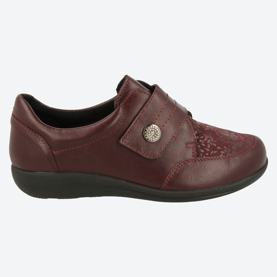Womens Wide Fit DB Royston Shoes in Black - Image 28