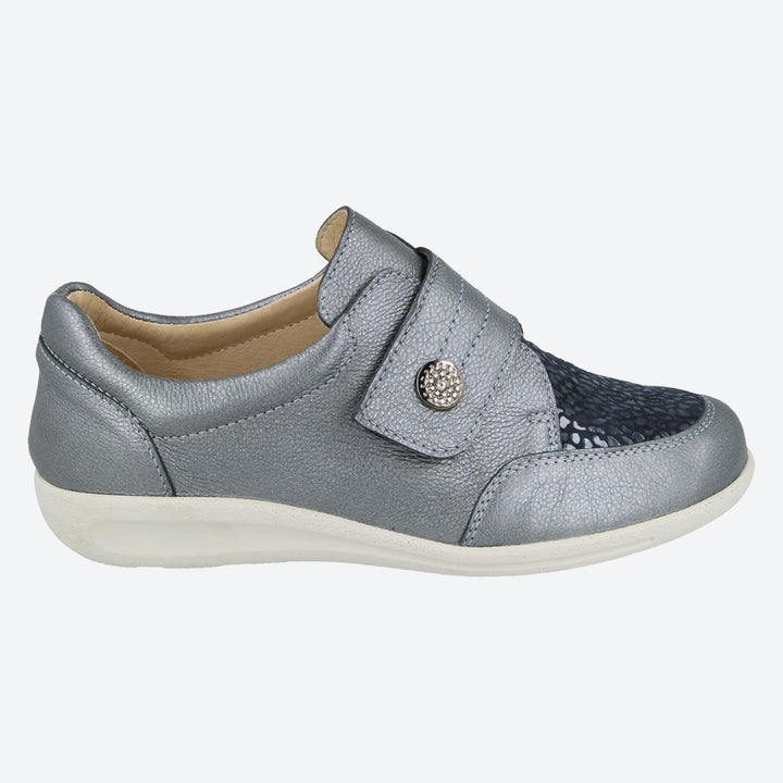 Womens Wide Fit DB Royston Shoes in Black - Image 1