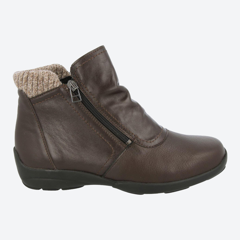 Womens Wide Fit DB Stoke Boots in Black / Stretch - Image 5