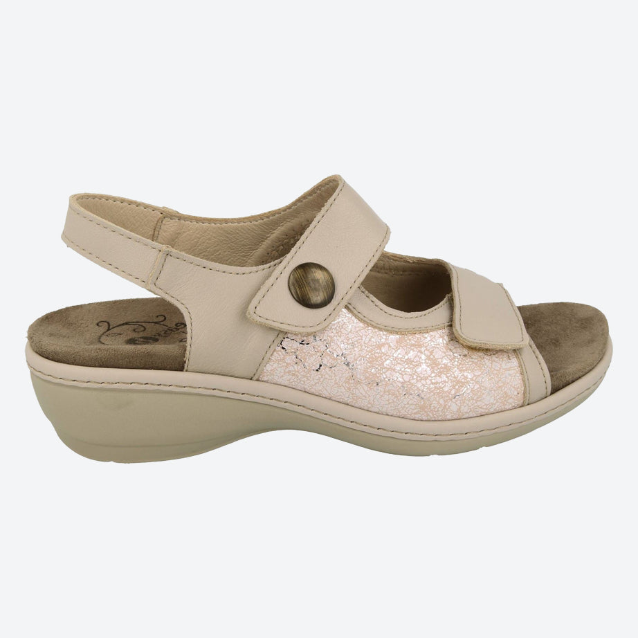 Womens Wide Fit DB Watford Sandals in Sky Blue Nubuck - Image 6