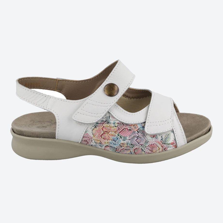 Womens Wide Fit DB Watford Sandals in Sky Blue Nubuck - Image 10