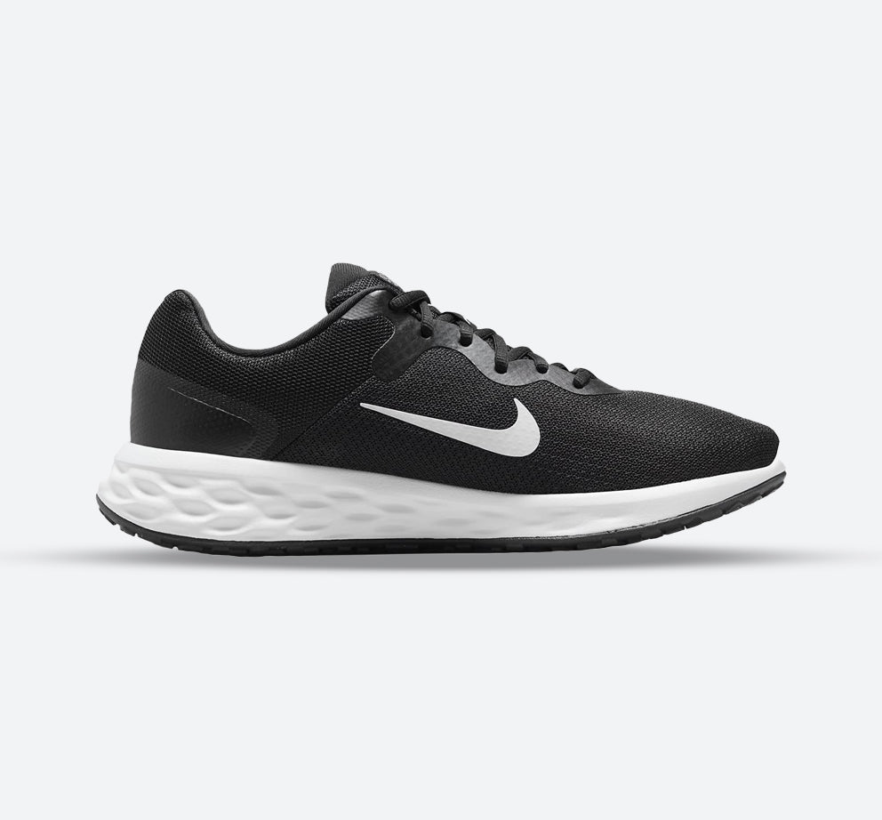 Men's Wide Fit Nike DD8475-003 Revolution 6 Running Trainers in Black/White - Image 2
