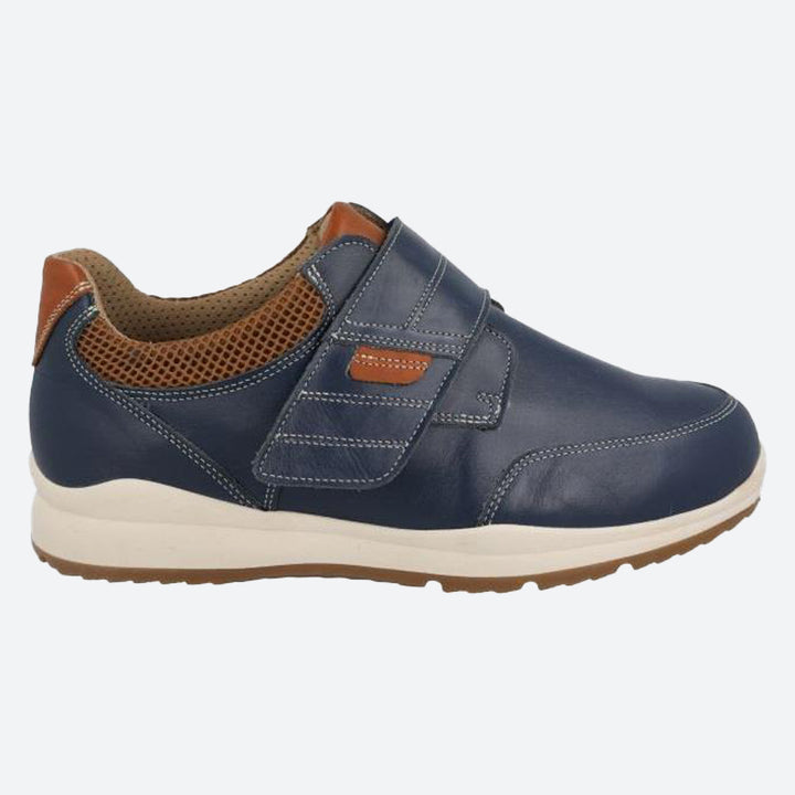 Men's Wide Fit DB Darwin Shoes in Black - Image 1
