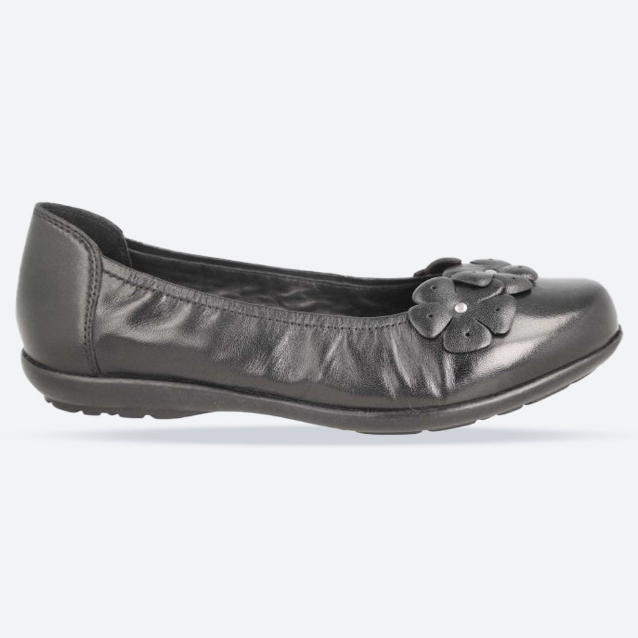 Women's Wide Fit DB Imani Ballet Pumps in Black Leather - Image 1
