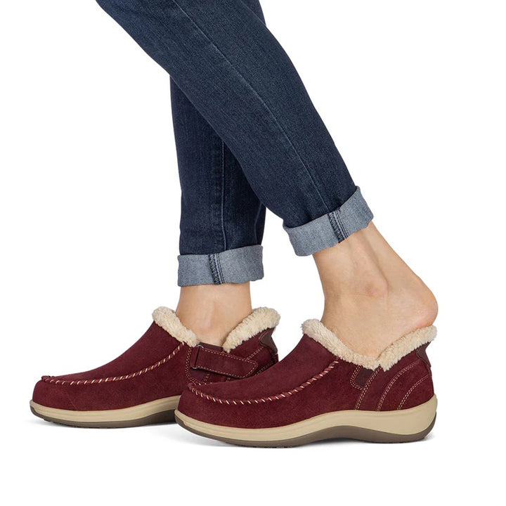 Women's Wide Fit Orthofeet 80042 Lorin Hands-free Shoes in Cherry - Image 1