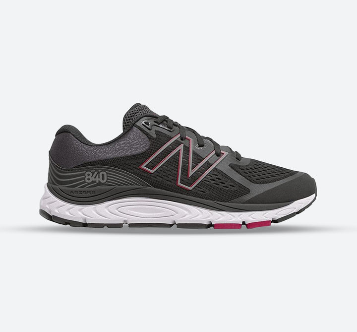 Men's Wide Fit New Balance M840BR5 Walking Trainers in Black/Red - Image 1