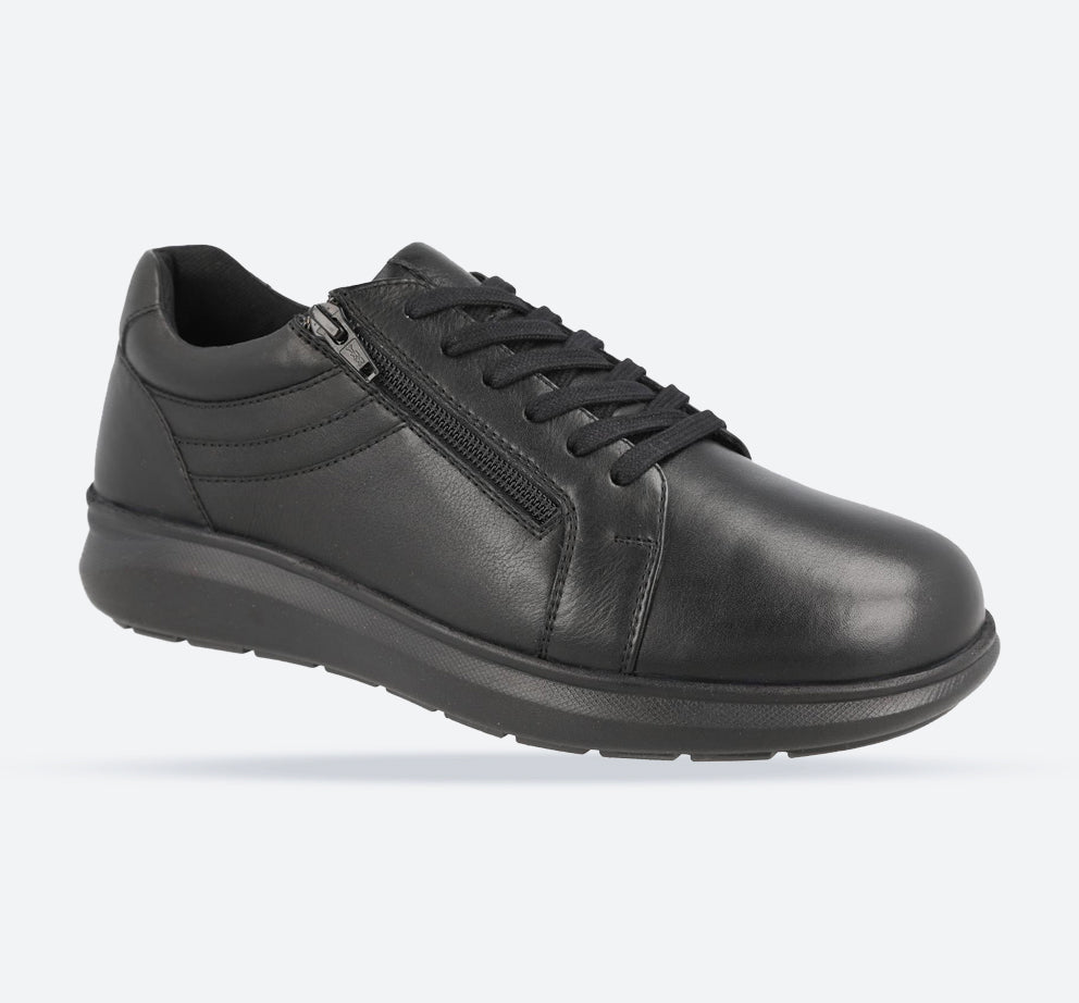 Men's Wide Fit DB Orion Shoes in Black - Image 1