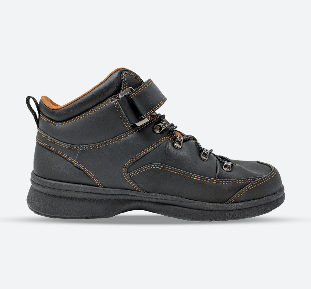 Mens Wide Fit I-Runner Pioneer Walking Boots in Black - Image 1