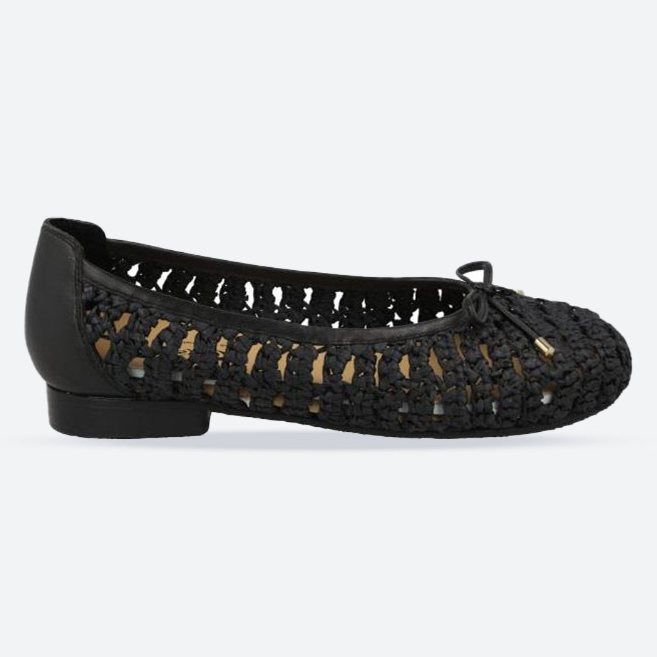 Women's Wide Fit DB Raffia Shoes in Black - Image 1