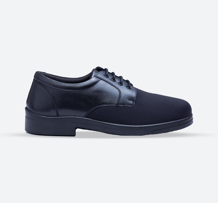 Mens Wide Fit Tredd Well Ryan Lace Up Shoes - Black in Black - Image 1
