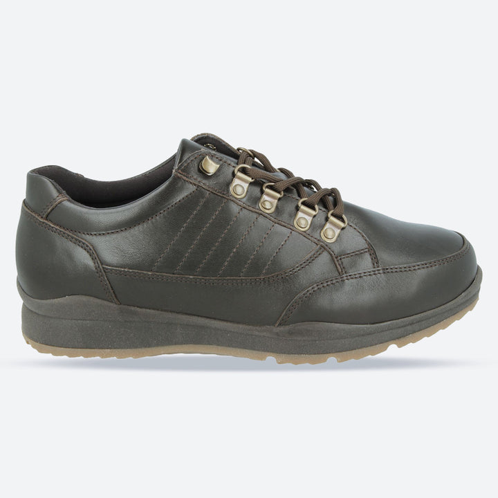 Mens Wide Fit DB Sharnbrook Shoes in Brown Leather - Image 1