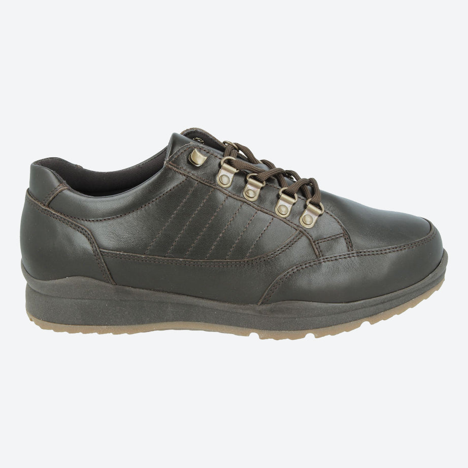Mens Wide Fit DB Sharnbrook Shoes in Brown Leather - Image 5