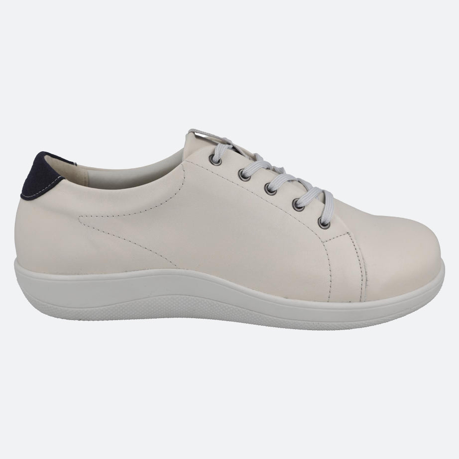 Women's Wide Fit DB Taylor Shoes in Black - Image 16