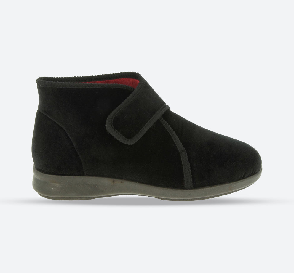 Womens Wide Fit DB Tern Boots in Burgundy Stretch - Image 1