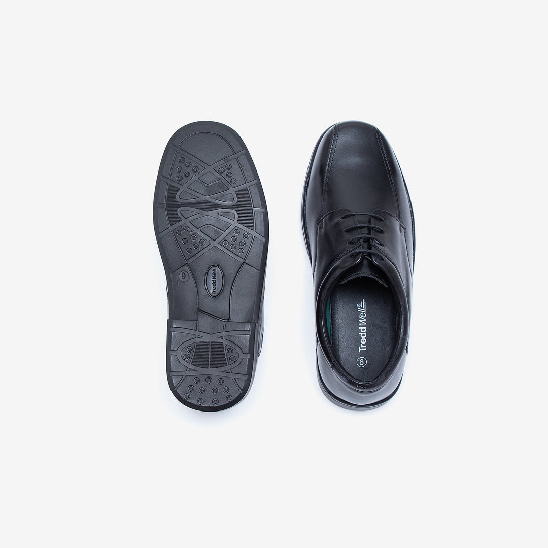 Mens Wide Fit Tredd Well Holmes Lace Shoes - Black in Black - Image 11