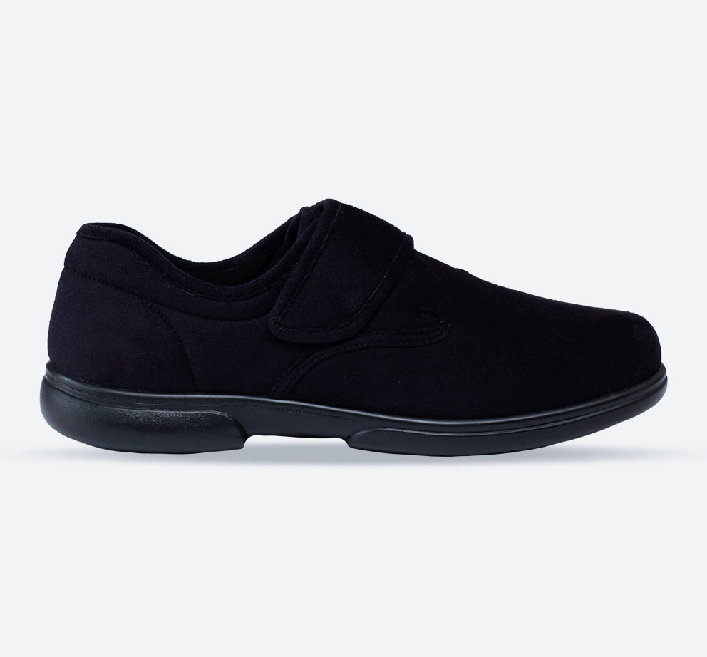 Mens Wide Fit Tredd Well Scott Slippers in Black - Image 1