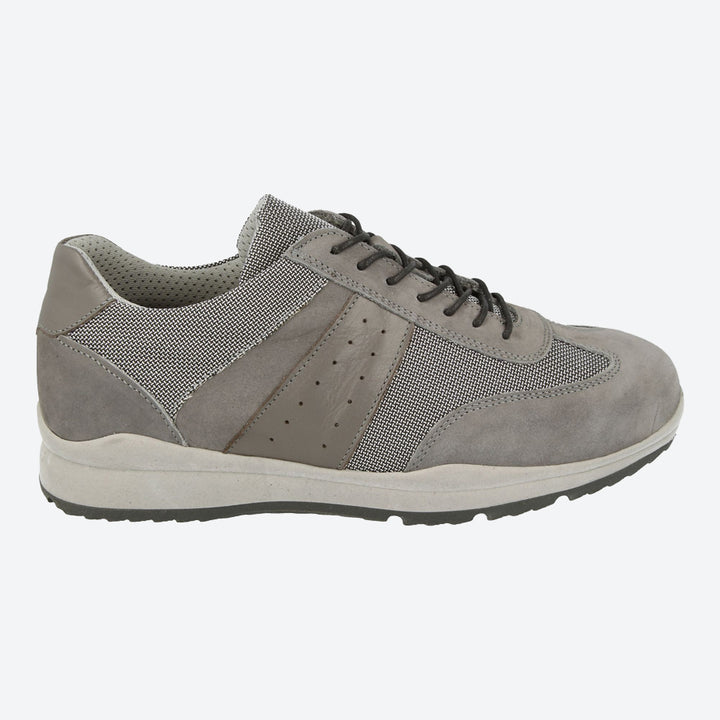 Mens Wide Fit DB Wakefield Shoes in Black - Image 1