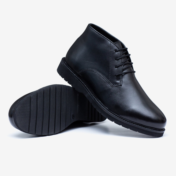 Men's Wide Fit Tredd Well William 22757 Leather Dress Boots - Black in Black - Image 1