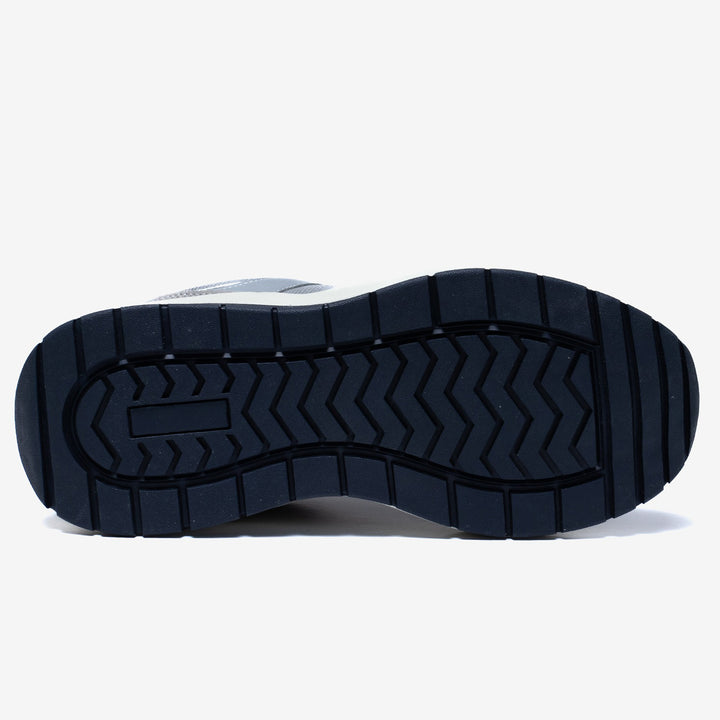 Men's Wide Fit Tredd Well Stoner Trainers in Grey - Image 1