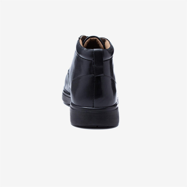 Mens Wide Fit Tredd Well Paul Boots in Black - Image 1