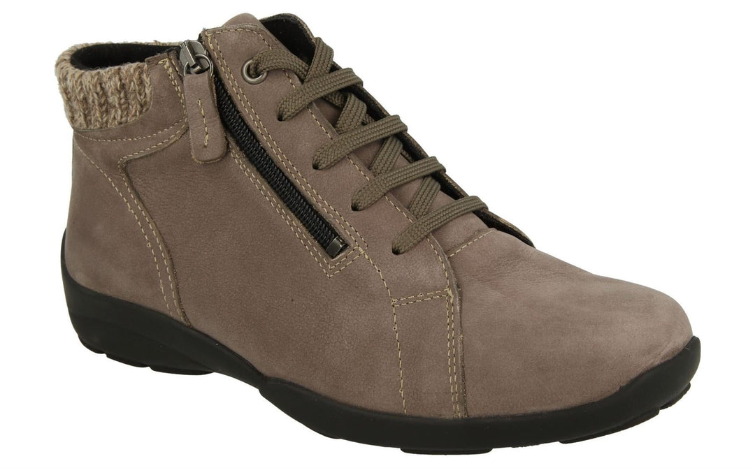 Womens Wide Fit DB Andes Boots in Black - Image 12