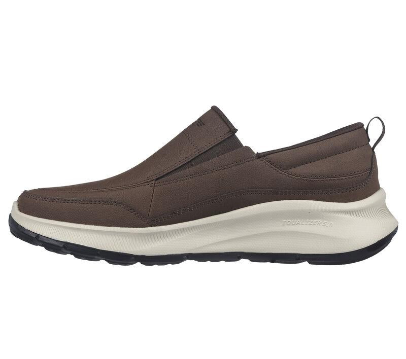 Men's Wide Fit Skechers 232517 Equalizer 5.0 Harvey Trainers in Chocolate - Image 4