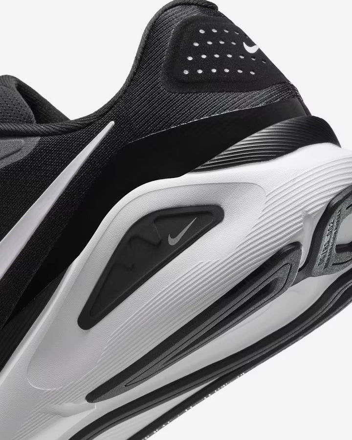 Men's Wide Fit Nike HQ2588-001 Structure 26 Running Stability Trainers in Black/White - Image 1