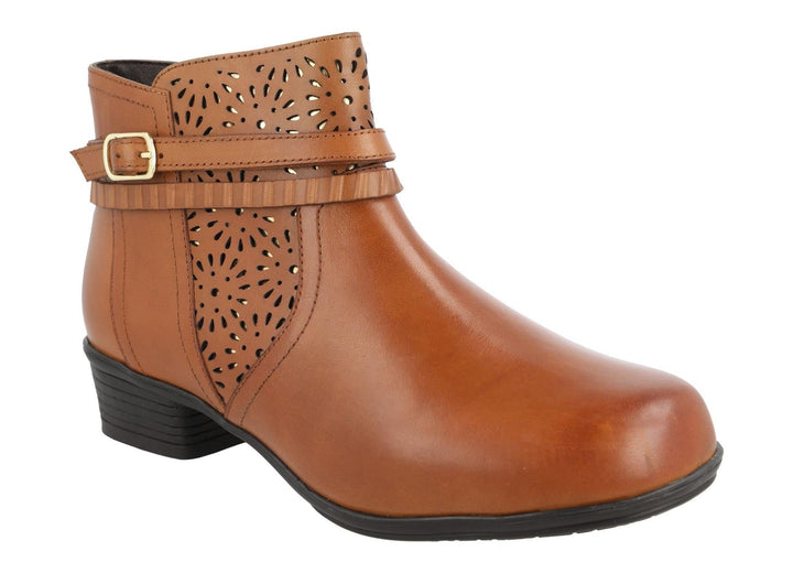 Women's Wide Fit DB Sky Boots in Black Leather - Image 1