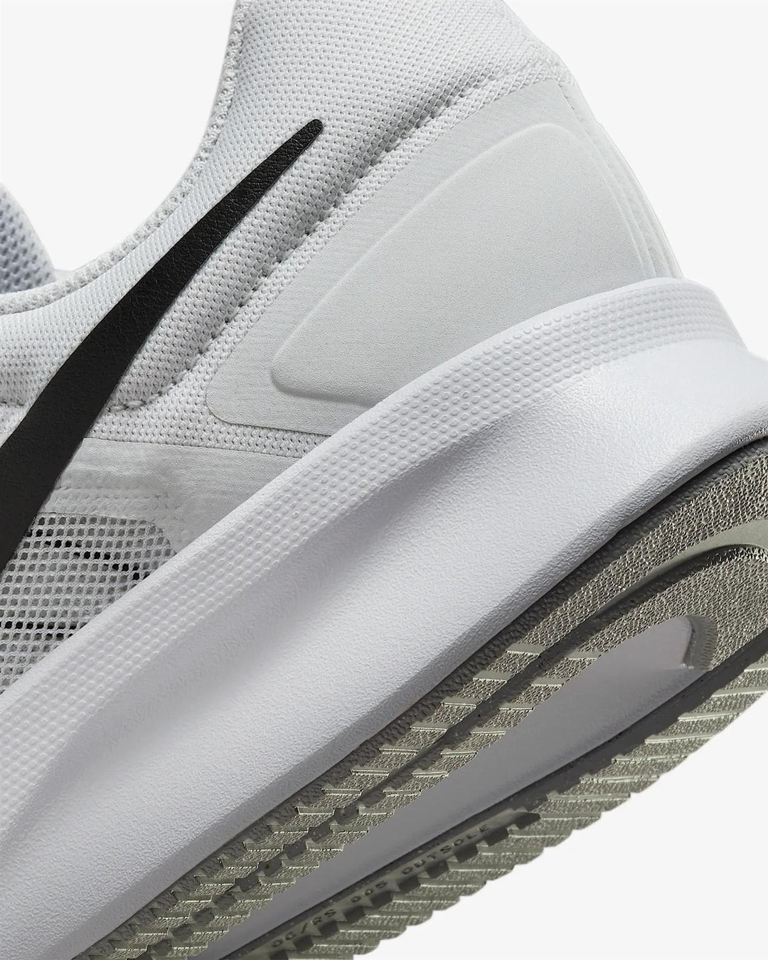 Men's Wide Fit Nike FZ9666-005 Run Swift 3 Running Trainers in Grey/Black - Image 5