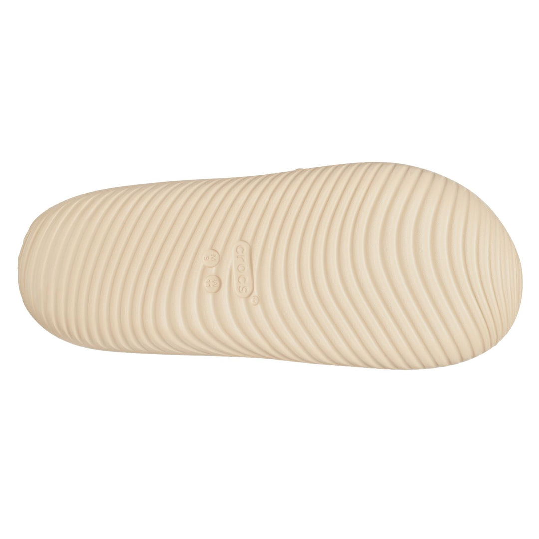 Women's Crocs 209413 Mellow Luxe Slippers in Black - Image 12