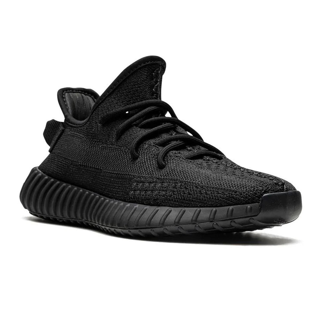 Men's Wide Fit Adidas Yeezy Boost 350 V2 Onyx Walking Trainers in Black - Image 3