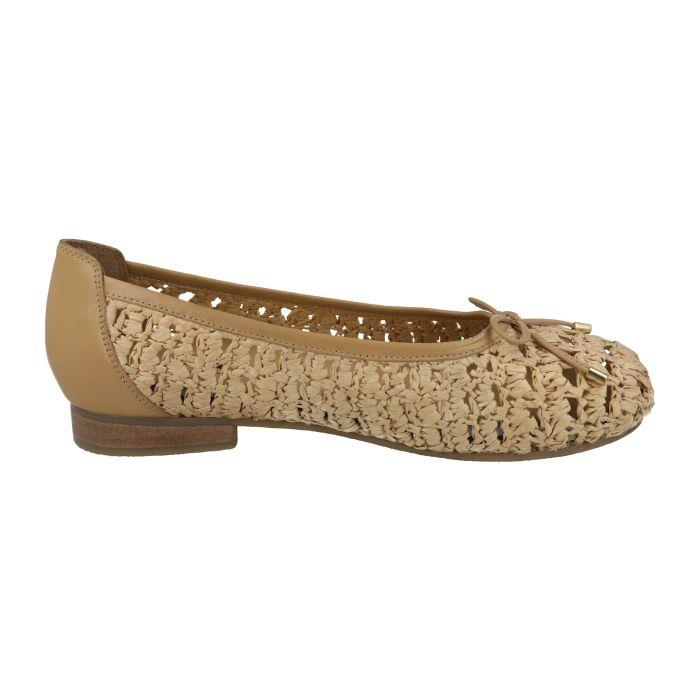 Women's Wide Fit DB Raffia Shoes in Black - Image 12