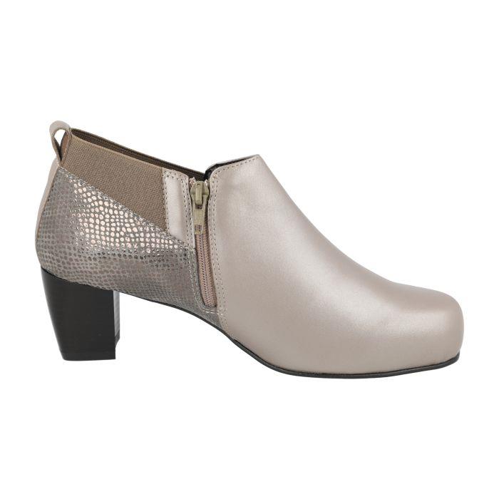 Women's Wide Fit DB Carrie Boots in Black Leather - Image 1