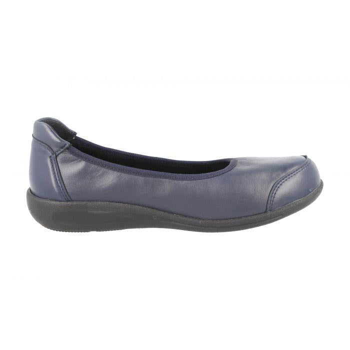 Women's Wide Fit DB Whitethroat Shoes in Black Stretch / Lea - Image 5