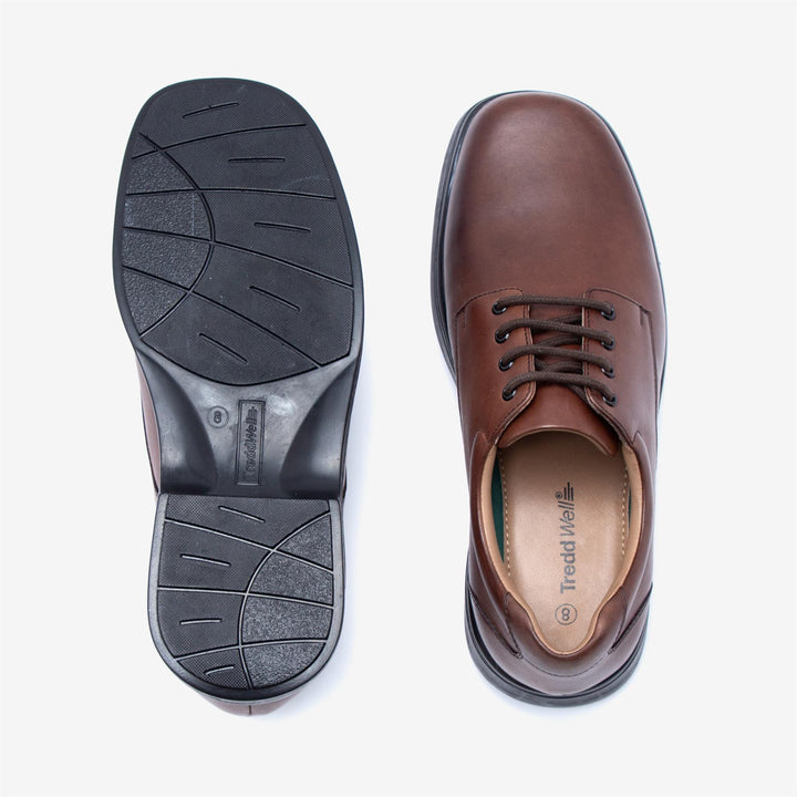Mens Wide Fit Tredd Well Spencer Shoes in Black - Image 1