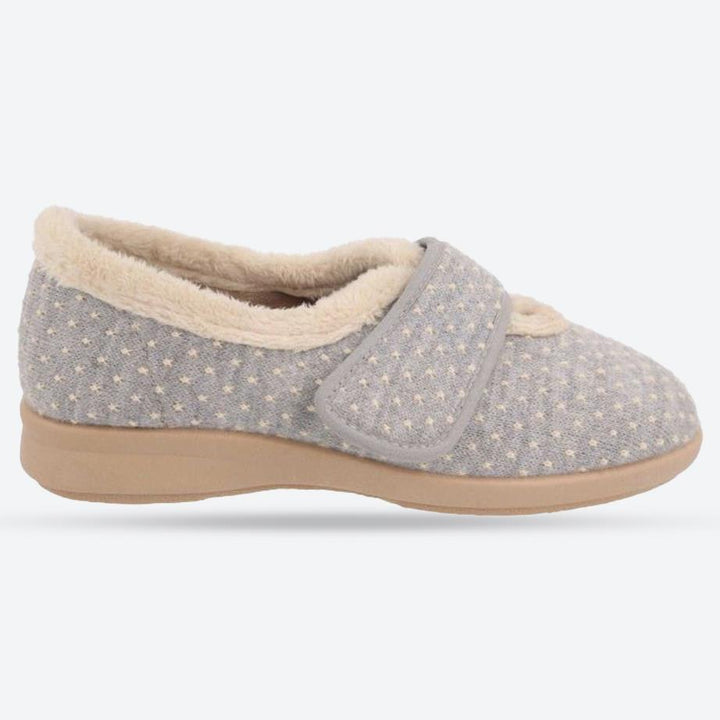 Women's Wide Fit DB Snowdrop Slippers in Rose Star Stitched Textile - Image 1