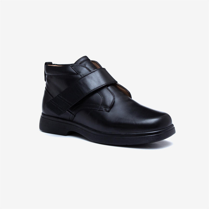 Mens Wide Fit Tredd Well Paxton Boots in Black - Image 1