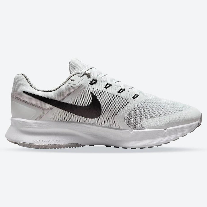 Men's Wide Fit Nike FZ9666-005 Run Swift 3 Running Trainers in Grey/Black - Image 1
