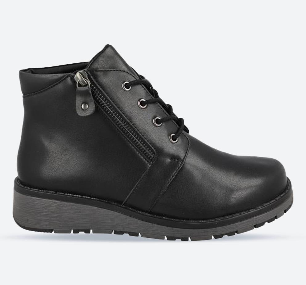 Women's Wide Fit DB Selby Boots in Black Synthetic - Image 1