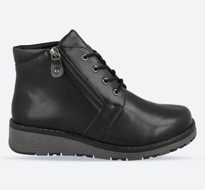 Women's Wide Fit DB Selby Boots in Black Synthetic - Image 1